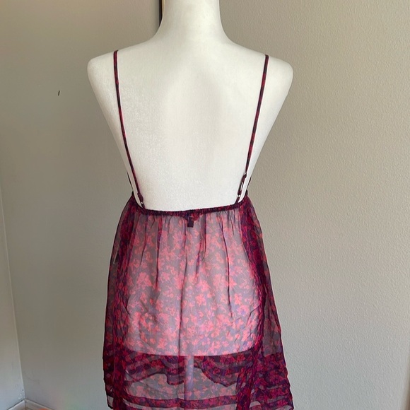 NWT Sheer Shirt Dress in Red Floral Size L - Picture 6 of 7